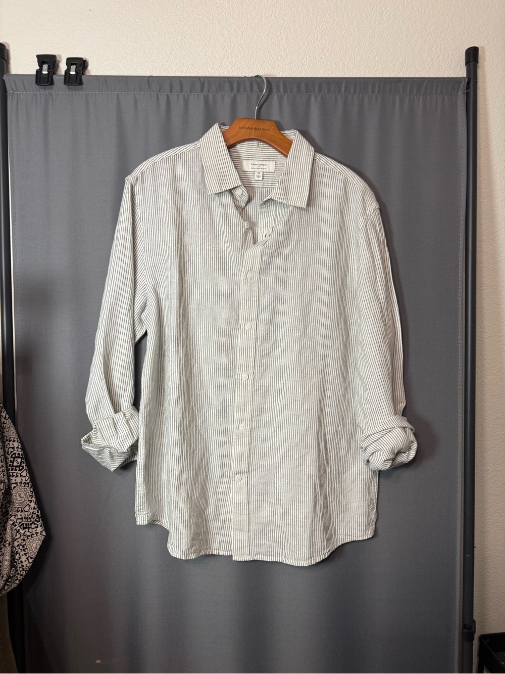 Banana Republic Men's White and Light Gray Striped Button-Down Shirt